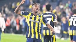Tedesco’nun Gözdesi Nene!