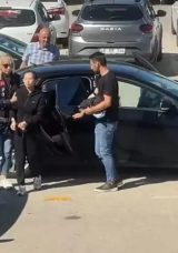 Terasa Bıraktığı Bebeği &Ouml;lm&uuml;ş Olan Kırgızistanlı Kadın Hakim Karşısına &Ccedil;ıktı