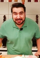 T&uuml;rev Uludağ Kimdir? Yaşı, Neresi ve &Ouml;ne &Ccedil;ıktığı Alanlar