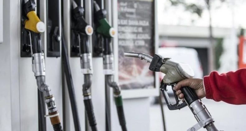 Türkiye'de 600 İstasyonu Olan Akaryakıt Şirketi Satışa Çıkıyor