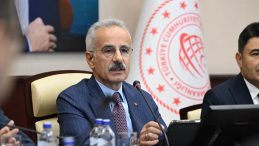 Türkiye'nin 23 Yıllık Ulaştırma Başarısı: 298,4 Milyar Dolar Yatırım ve 1 Trilyon 71 Milyar Dolar Katkı