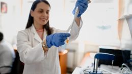 TÜRKÖK Kök Hücre Bağışında 7 Bin 500 Hastaya Şifa Oldu: "Tanımadığınız Birine Umut Olun"