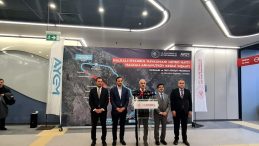 Ulaştırma ve Altyapı Bakanı Abdulkadir Uraloğlu İstanbul'da! Halkalı-İstanbul Havalimanı Metro Hattı'nda İncelemelerde Bulundu