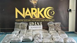 Valizlerden 55 Kilo Uyuşturucu Yakalandı! Şoförün Savunması Dikkat Çekti