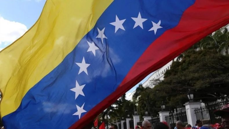 Venezuela’dan Nobel’e tepki: Norveç’teki büyükelçiliğini kapattı!