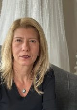 WhatsApp Grubunda M&uuml;stehcen Yazışmalara 2 Yıl Hapis Cezası