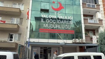 Yalova'da İl G&ouml;&ccedil; İdaresi M&uuml;d&uuml;r&uuml; ile 7 Kişi G&ouml;zaltına Alındı