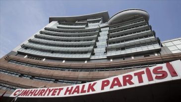 Yolsuzluk Operasyonlarının Sırrı Nedir? T&uuml;m Olaylar CHP ve Siyasi Fig&uuml;rlerin Engellenmesiyle Mi İlgili?