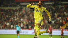 Youssef En-Nesyri'nin 4 Maç Sonrası Gol Sevinci