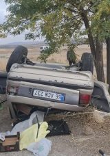Yozgat&rsquo;ta Kontrolden &Ccedil;ıkan Otomobil Devrildi: 1 &Ouml;l&uuml;, 1 Yaralı