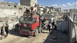 Yuvamız Enkaz İçinde de Olsa