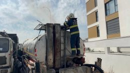 Zift Tankerindeki Yangın Ekiplerce Kontrol Altına Alındı