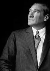 10 Kasım Resmi Tatil Mi, Hangi G&uuml;ne Denk Geliyor? 10 Kasım Atat&uuml;rk&rsquo;&uuml; Anma G&uuml;n&uuml; Okullar Tatil Mi?