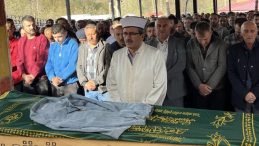 11 Yaşındaki &Ccedil;ocuğun Y&uuml;rek Yakan &Ouml;l&uuml;m&uuml;! Ağabeyi de 10 Yıl &Ouml;nce Aynı Sebepten Vefat Etmiş