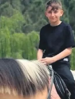 13 Yaşındaki Eren Yılgın'ın Ölümü: Tavuk Döner Siparişi Mi Hayatini Kaybettirdi?