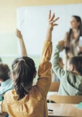 18 milyon &ouml;ğrenci i&ccedil;in ders zili yeniden &ccedil;aldı