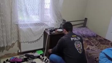 29 İlde 'Fal ve B&uuml;y&uuml; Dolandırıcılığı' Operasyonu: 42 G&ouml;zaltı