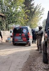 3 İlde Silah Ka&ccedil;ak&ccedil;ılığına Y&ouml;nelik Operasyonda 34 G&ouml;zaltı