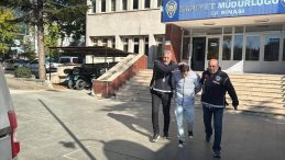 34 Su&ccedil; Kaydı Olan Ş&uuml;pheli Gen&ccedil;, Diğer Gen&ccedil;le Bı&ccedil;aklı Saldırıda Bulundu