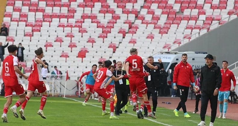 5 Gollü Maçta Kazanan Sivasspor!