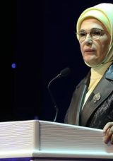 5. İstanbul Eğitim Zirvesi 5-6 Aralık'ta ger&ccedil;ekleşecek: Emine Erdoğan ve d&uuml;nya liderlerinin eşleri katılacak!