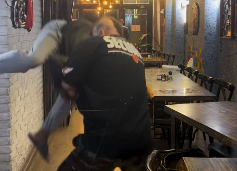 Bahadır Ünlü Restoran Olaya İlişkin