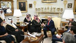 ABD Başkanı Trump: Suudi Arabistan 600 Milyar Dolar Yatırım Yapacak