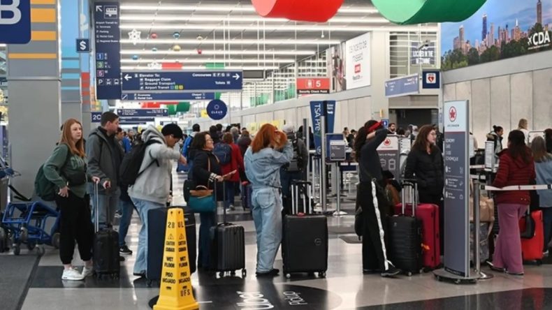 ABD&rsquo;li Senat&ouml;rden Trump Y&ouml;netimine Şeffaflık Eleştirisi!