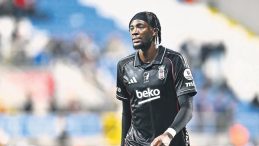 Abraham'ın Performansı Sorgulanıyor!