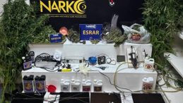 Adana'da Uyuşturucu Operasyonu: 12 Ş&uuml;pheli Tutuklandı