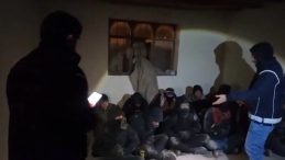 Ağrı'da 14 D&uuml;zensiz G&ouml;&ccedil;men Yakalandı: 2 Organizat&ouml;r Tutuklandı