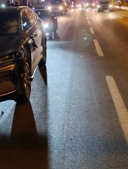 Ağrı'da Yayalara Otomobil Çarptı: 2 Kişi Ağır Yaralı