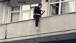 Ailesiyle Tartışan Genç Balkondan Atlama Teşebbüsü: Yürekleri Ağızlara Getirdi!