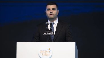 AK Parti Genel Sekreteri İnan'dan &Ouml;zel'e Tepki: Ağzından &Ccedil;ıkan Tek Şey Nefret, Tek Sermayen &Ccedil;amur!