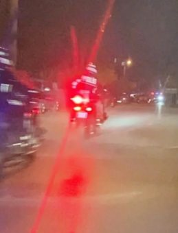 Aksaray'da Bekçilerin Takibinden Kaçan Şüpheli: Kovalamaca Anbean Kamerada!