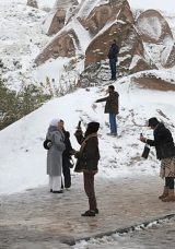Anadolu Beyaz Gelinliği Giydi