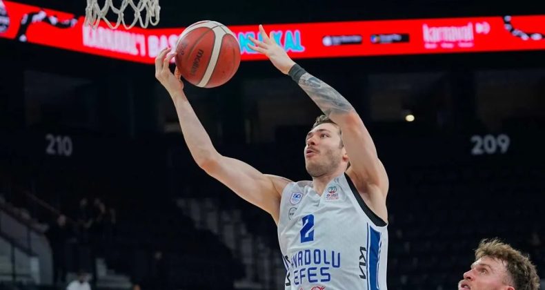 Anadolu Efes, Bayern Münih'i Antalya'da Yendi