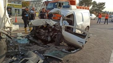 Ankara'da Korkun&ccedil; Kaza: Bir Aileden Bebek D&acirc;hil 3 Kişi Hayatını Kaybetti
