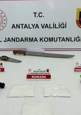 Antalya'da Uyuşturucu Operasyonu: 4 Kişi Tutuklandı