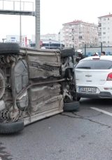 Avrasya T&uuml;neli Girişinde Zincirleme Kaza: 3 Ara&ccedil; Karıştı!
