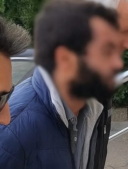 Aydın'da dehşete düşüren olay: Market önünde işletmeciyi bıçakladı!