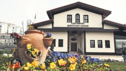 Bağcılar Belediyesi Sosyal Yaşam Merkezine D&ouml;n&uuml;şt&uuml;