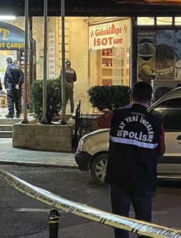 Baharatçı Dükkanına Silahlı Saldırı: 1 Kişi Ağır Yaralandı!