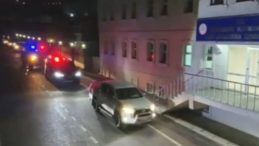 Bakan Ali Yerlikaya Duyurdu! Uyuşturucu Tacirlerine Şiddetli Darbe: Hakkari'de 378 Kilogram, Ağrı'da 773 Litre Sıvı Uyuşturucu Ele Ge&ccedil;irildi!