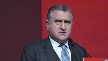 Bakan Bak: Spor Yatırımları Noktasında &Ccedil;ok İyi Noktadayız