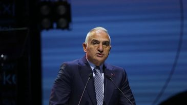 Bakan Ersoy: 2025 Yılı İ&ccedil;in 64 Milyar Dolar Turizm Geliri Hedefi