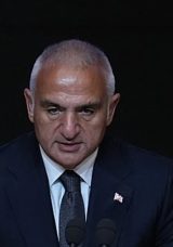 Bakan Ersoy, Atat&uuml;rk'&uuml;n Ebediyete İrtihalinin 87. Yılı Anma T&ouml;renine Katıldı