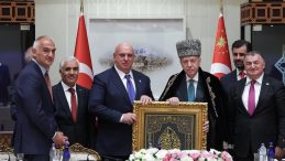 Bakan Ersoy'dan Ahıskalı Türklere destek mesajı: "Yanlarında olmaya devam edeceğiz"