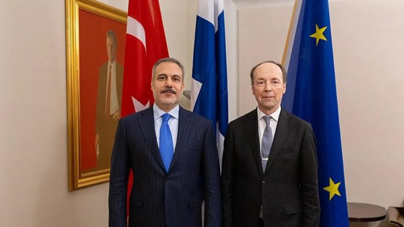 Bakan Fidan, Fin Parlamentosu Başkanı Halla-aho ile bir araya geldi