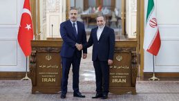 Bakan Fidan&rsquo;dan Tahran&rsquo;da &ouml;nemli a&ccedil;ıklamalar: B&ouml;lgenin bir numaralı g&uuml;venlik tehdidi İsrail&rsquo;dir